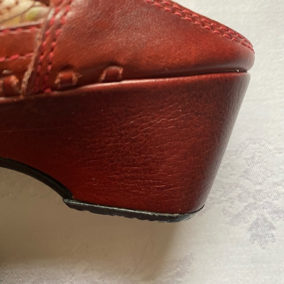 Pikolinos Romana Red/ Green Daisy Leather Spanish Design Mules. Size 7.5-8 - Picture 12 of 16